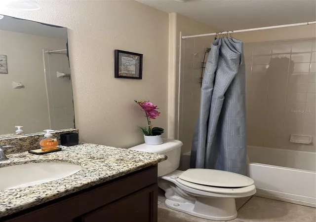 Photo 15 of Single family home for sale at 8018 Cherry Branch Dr, Ruskin, FL 33573 | MLS# TB8545453 | Listing updated on 2026-09-04