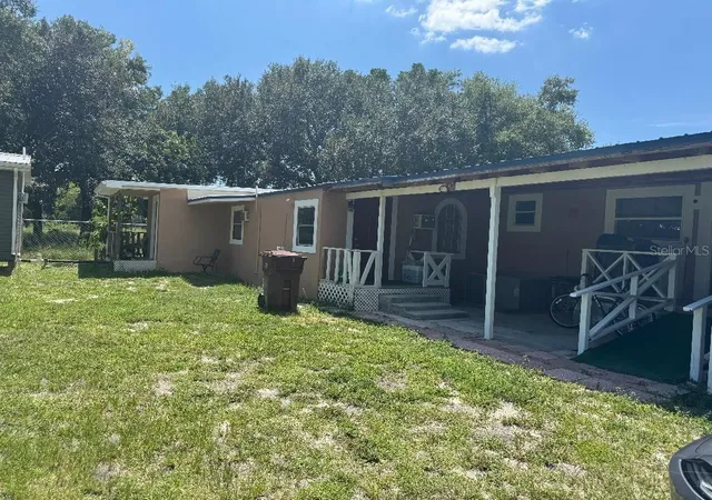 Photo 2 of Single family home for sale at 812 Us Hwy 17 92 S, Davenport, FL 33837 | MLS# O6439093 | Listing updated on 2026-09-04
