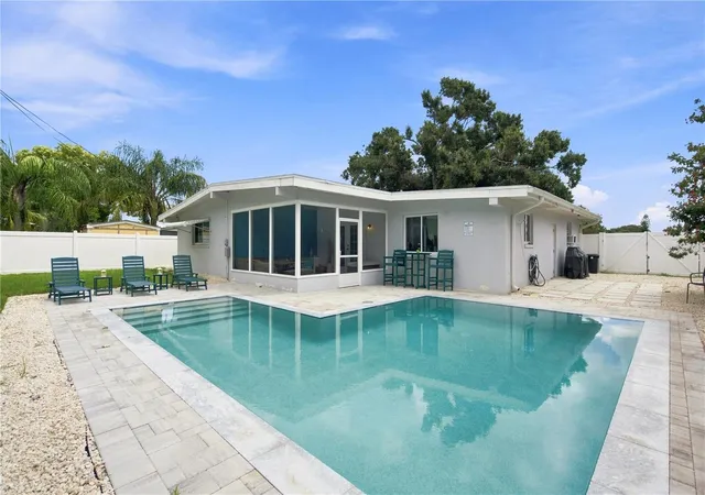 Photo 2 of Single family home for sale at 11610 116th Street, Largo, FL 33778 | MLS# TB8545462 | Listing updated on 2026-09-04