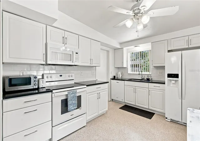 Photo 2 of Single family home for sale at 11610 116th Street, Largo, FL 33778 | MLS# TB8545462 | Listing updated on 2026-09-04