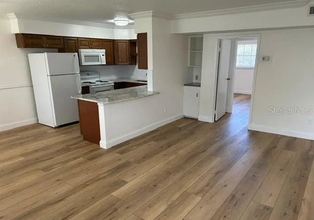 Listing Photo 5 - Condo for sale in building located at 2873 S Osceola Ave, Orlando, FL 32806 - Unit #A5