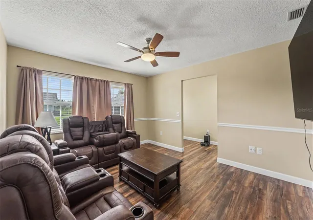 Photo 3 of Single family home for sale at 1638 Yeomans Path, Lakeland, FL 33809 | MLS# L4964818 | Listing updated on 2026-09-07