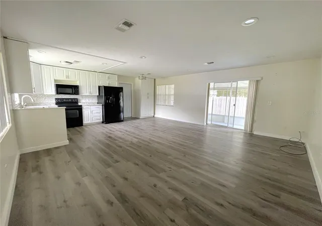 Photo 2 of Single family home for sale at 814 Sherwood Ave, Inverness, FL 34450 | MLS# OM731657 | Listing updated on 2026-09-04