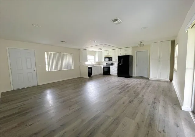 Photo 3 of Single family home for sale at 814 Sherwood Ave, Inverness, FL 34450 | MLS# OM731657 | Listing updated on 2026-09-04