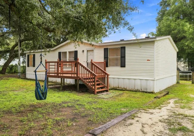 Photo 4 of Manufactured home for sale at 26046 Shamokin Dr, Brooksville, FL 34601 | MLS# W7889199 | Listing updated on 2026-10-20