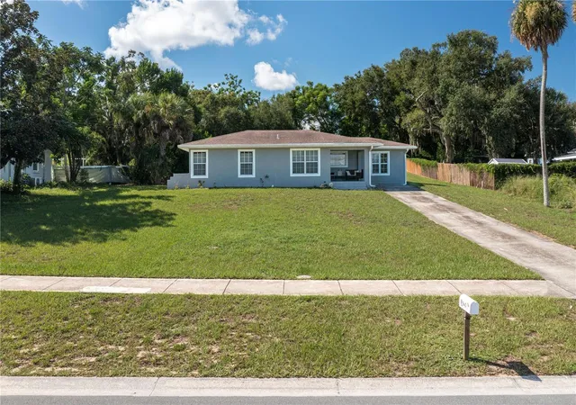Photo 1 of Single family home for sale at 940 Carlton Ave, Lake Wales, FL 33853 | MLS# L4964821 | Listing updated on 2026-09-06