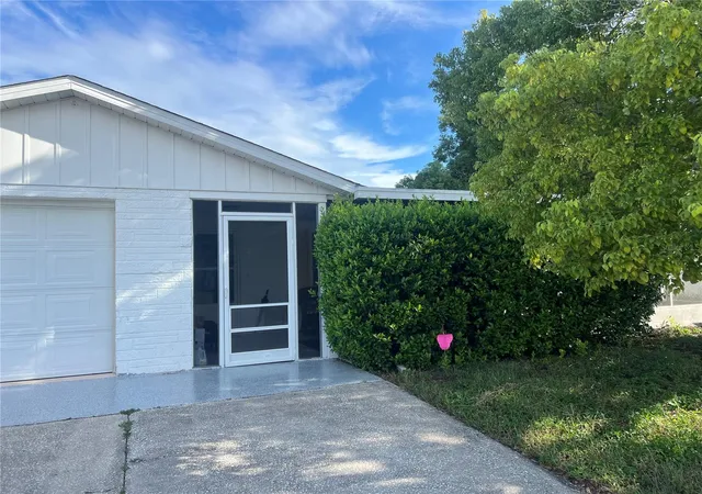 Photo 2 of Single family home for sale at 6211 Moray Ave, New Port Richey, FL 34653 | MLS# TB8545494 | Listing updated on 2026-09-30