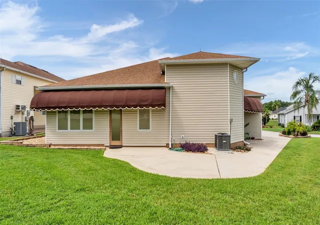 Photo 4 of Single family home for sale at 1239 Motorcoach Dr, Polk City, FL 33868 | MLS# L4964823 | Listing updated on 2026-09-06