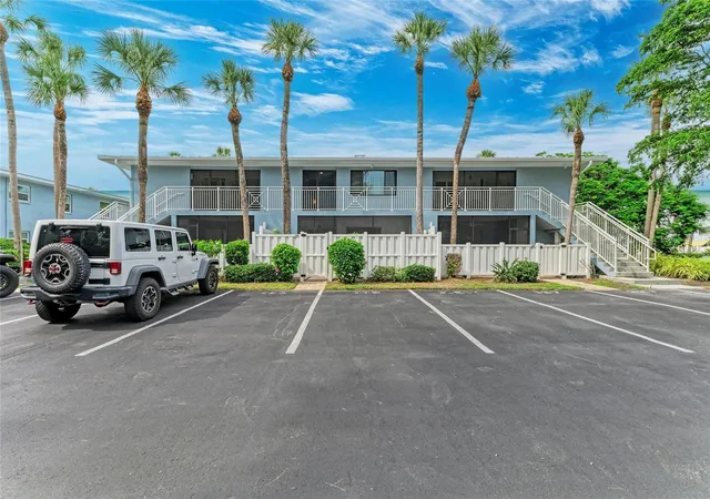 Photo 3 of Condo for sale at 600 Manatee Ave #226, Holmes Beach, FL 34217 | MLS# A4705033 | Listing updated on 2026-09-05