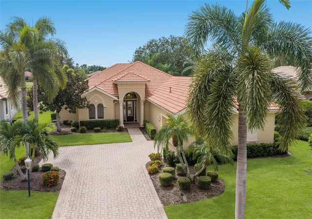Photo 1 of Single family home for sale at 7519 Mizner Reserve Ct, Lakewood Ranch, FL 34202 | MLS# A4705037 | Listing updated on 2026-10-20