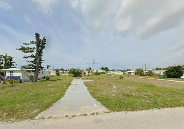Photo 1 of Land for sale at 1262 Flamingo Dr, Englewood, FL 34224 | MLS# K4903755 | Listing updated on 2026-09-04