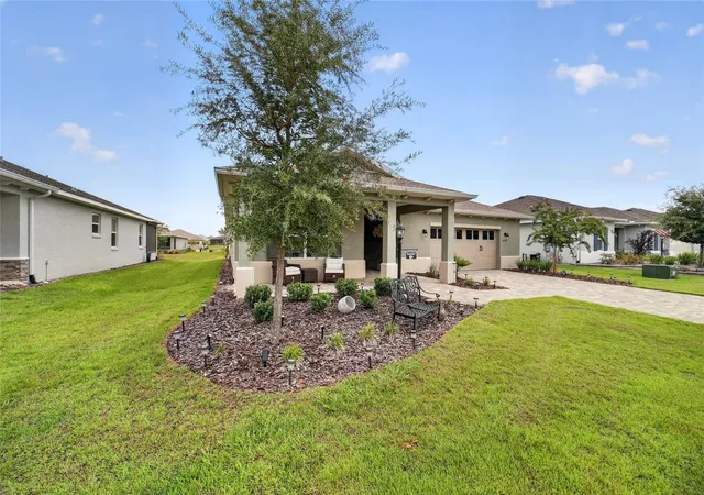 Photo 2 of Single family home for sale at 10259 SW 99th Lane, Ocala, FL 34481 | MLS# OM731669 | Listing updated on 2026-09-17