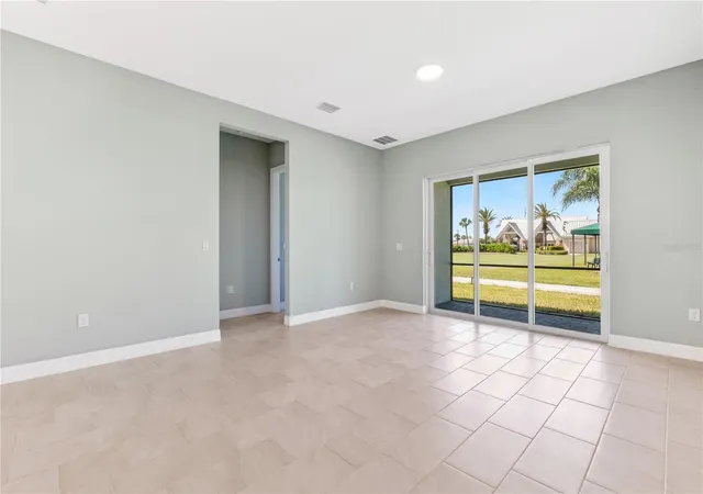 Photo 4 of House for sale at 1851 Nottingham Trl, Punta Gorda, FL 33980 | MLS# R4911926 | Listing updated on 2026-10-27