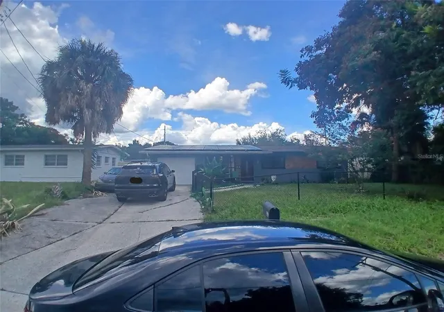 Photo 1 of Single family home for sale at 1818 Heather Ave, Tampa, FL 33612 | MLS# A4705043 | Listing updated on 2026-10-08