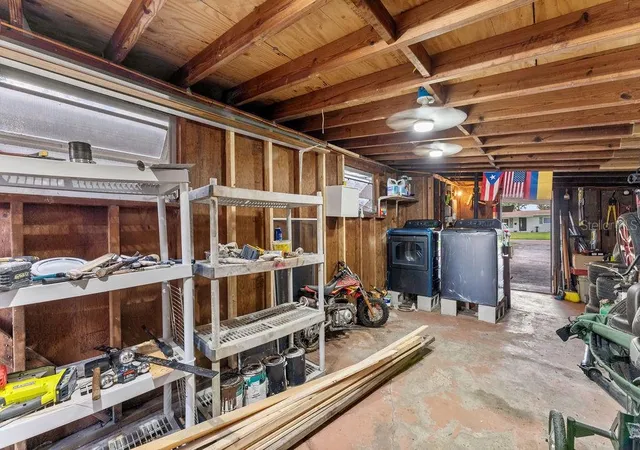 Photo 27 of Single family home for sale at 9009 1st Street Ne, Saint Petersburg, FL 33702 | MLS# TB8545515 | Listing updated on 2026-09-14