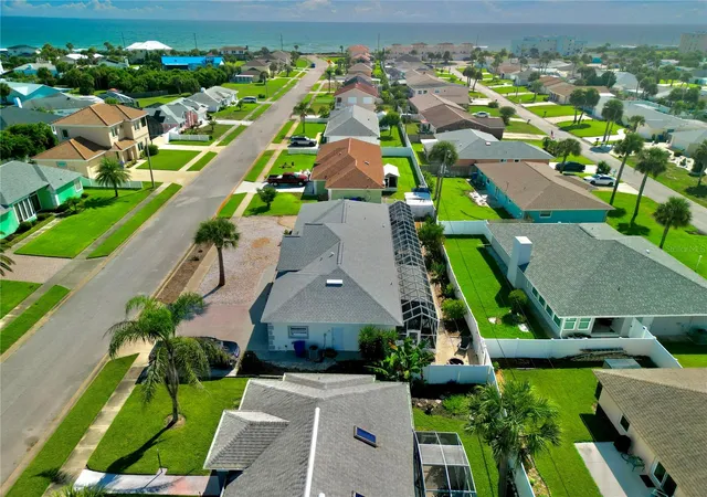Photo 3 of Single family home for sale at 118 Peninsula Winds Dr, Ormond Beach, FL 32176 | MLS# FC321222 | Listing updated on 2026-09-13