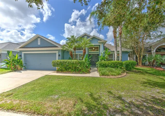 Photo 1 of Single family home for sale at 5847 Heronrise Crescent Dr, Lithia, FL 33547 | MLS# TB8545519 | Listing updated on 2026-10-07