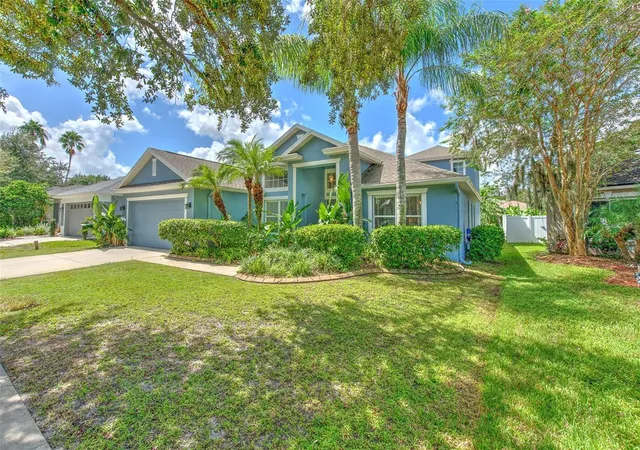 Photo 3 of Single family home for sale at 5847 Heronrise Crescent Dr, Lithia, FL 33547 | MLS# TB8545519 | Listing updated on 2026-10-07