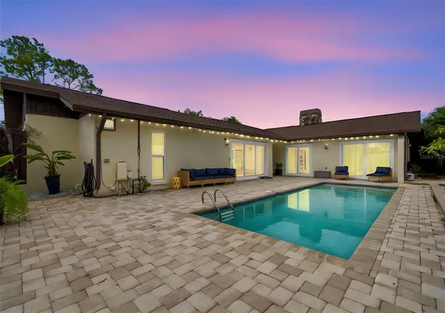 Photo 1 of Single family home for sale at 5041 Paloma Dr, Tampa, FL 33624 | MLS# TB8545521 | Listing updated on 2026-10-01