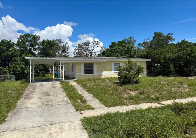 Photo 2 of Single family home for sale at 6415 Elder St, Spring Hill, FL 34606 | MLS# W7889202 | Listing updated on 2026-09-17