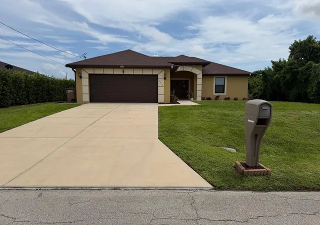 Photo 1 of Single family home for sale at 3015 12th Street Sw, Lehigh Acres, FL 33976 | MLS# G5117368 | Listing updated on 2026-09-05