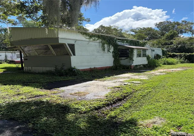 Photo 2 of Manufactured home for sale at 14434 Shangrila Ln, Odessa, FL 33556 | MLS# TB8545527 | Listing updated on 2026-10-02