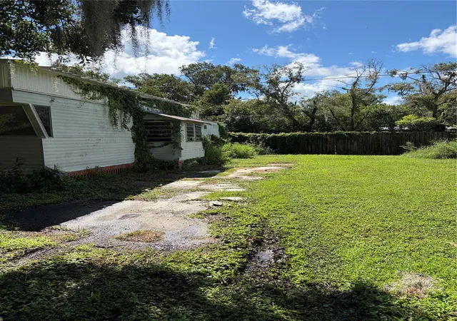 Photo 3 of Manufactured home for sale at 14434 Shangrila Ln, Odessa, FL 33556 | MLS# TB8545527 | Listing updated on 2026-10-02
