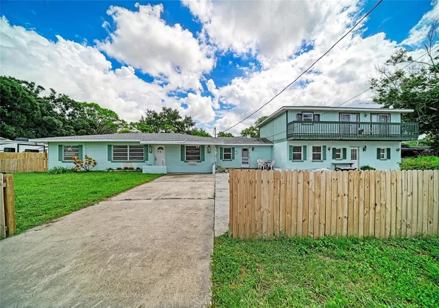 Photo 3 of Single family home for sale at 5423 21st Street W, Bradenton, FL 34207 | MLS# A4705055 | Listing updated on 2026-09-28