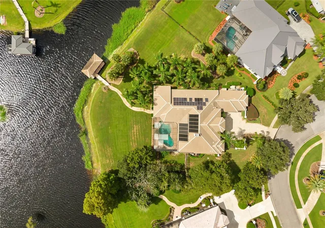 Photo 2 of Sale Pending at 2113 Water Key Dr, Windermere, FL 34786 | MLS# O6439167 | Listing updated on 2026-09-07