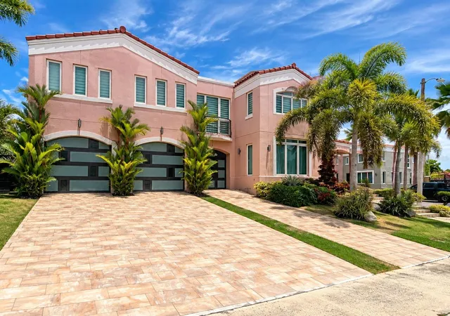 Photo 1 of Single family home for sale at 49 Via Naranjales Urb Las Nubes, Caguas, PR 00727 | MLS# PR9123942 | Listing updated on 2026-10-06