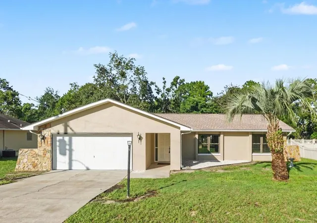Photo 1 of Sale Pending at 2127 Whitewood Ave, Spring Hill, FL 34609 | MLS# TB8545540 | Listing updated on 2026-09-14