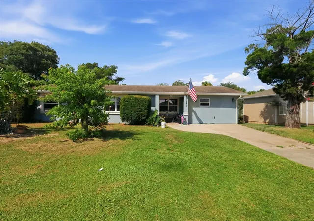 Photo 1 of Single family home for sale at 1842 India Palm Dr, Edgewater, FL 32141 | MLS# V4951121 | Listing updated on 2026-09-16