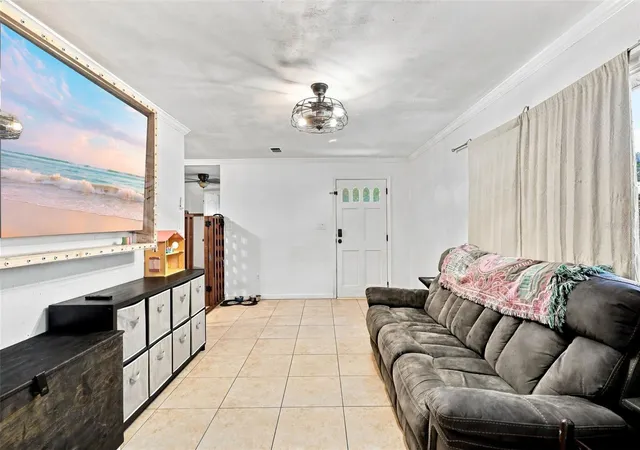 Photo 3 of Single family home for sale at 1842 India Palm Dr, Edgewater, FL 32141 | MLS# V4951121 | Listing updated on 2026-09-16