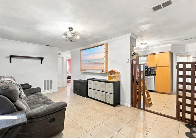 Photo 4 of Single family home for sale at 1842 India Palm Dr, Edgewater, FL 32141 | MLS# V4951121 | Listing updated on 2026-09-16