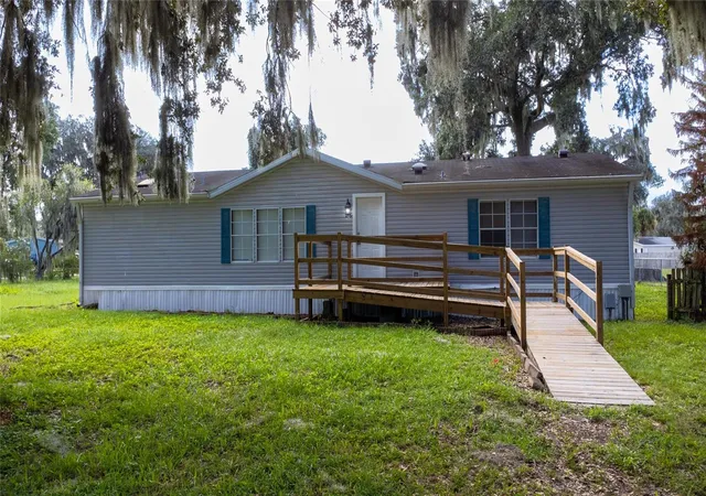 Manufactured home for sale at 4706 Myrtle View Dr S, MULBERRY, FL 33860 | MLS# TB8545546
