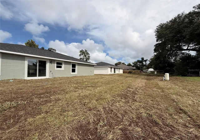Photo 3 of Sale Pending at 13781 Se 40th Terrace, Summerfield, FL 34491 | MLS# OM731685 | Listing updated on 2026-09-06