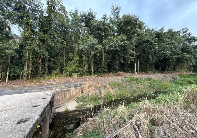 Photo 9 of Land for sale at Carr 853 Barrazas #KM 7.4, Carolina, PR 00987 | MLS# PR9123945 | Listing updated on 2026-09-04