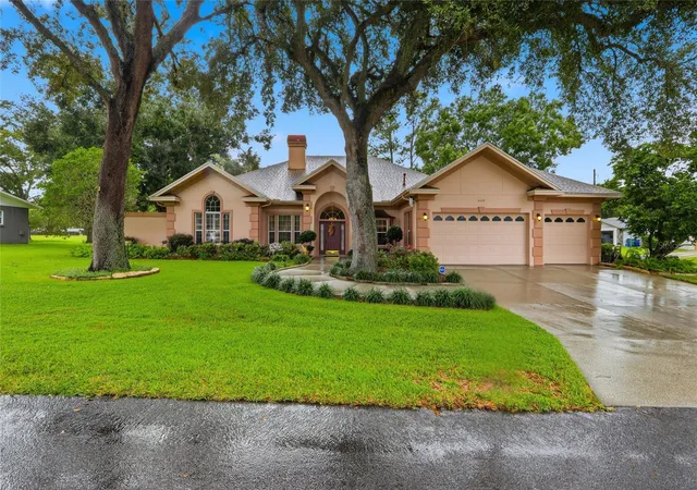 Photo 1 of Single family home for sale at 5649 Beech St, Zephyrhills, FL 33542 | MLS# TB8545563 | Listing updated on 2026-09-04