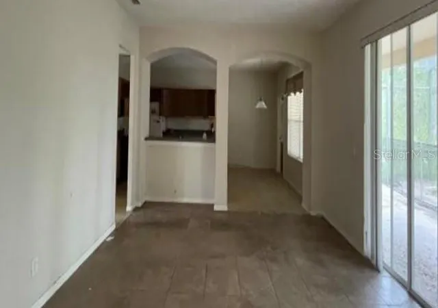 Photo 3 of Single family home for sale at 4031 Long Branch Ln, Apopka, FL 32712 | MLS# O6439185 | Listing updated on 2026-09-04