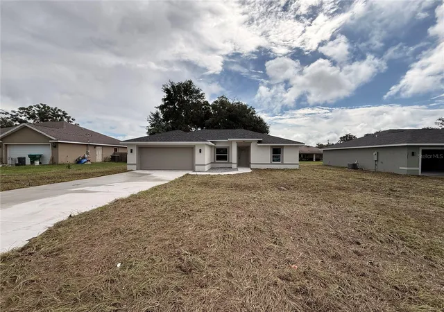 Photo 1 of Sale Pending at 13765 Se 40th Terrace, Summerfield, FL 34491 | MLS# OM731688 | Listing updated on 2026-09-08