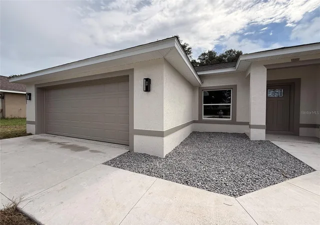 Photo 2 of Sale Pending at 13765 Se 40th Terrace, Summerfield, FL 34491 | MLS# OM731688 | Listing updated on 2026-09-08