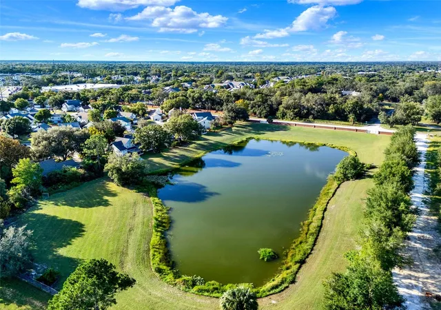 Photo 32 of Single family home for sale at 9981 Aloma Bnd Ln, Oviedo, FL 32765 | MLS# O6439191 | Listing updated on 2026-09-05