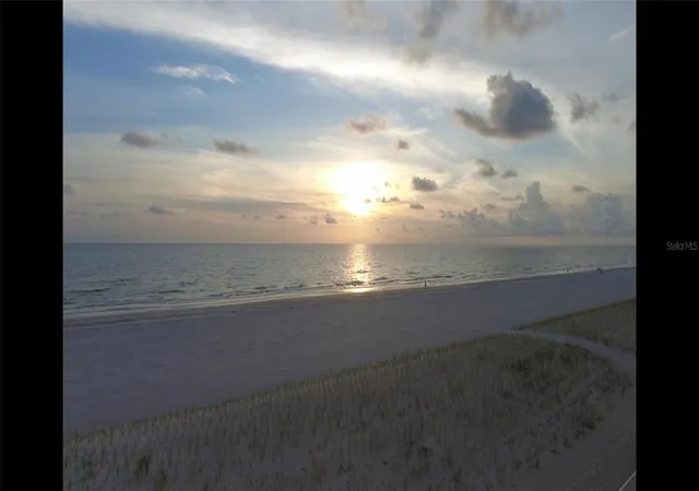 Listing Photo 5 - Condo for sale in building located at 18650 Gulf Blvd, Indian Shores, FL 33785 - Unit #314