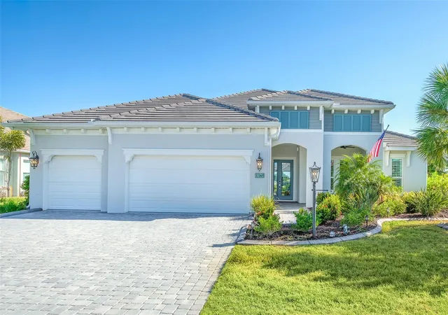Photo 3 of Single family home for sale at 11165 Hogan Cir, Englewood, FL 34223 | MLS# N6145613 | Listing updated on 2026-10-07