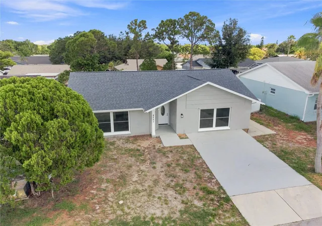 Photo 3 of Single family home for sale at 4251 Woodfield Ave, Holiday, FL 34691 | MLS# TB8545580 | Listing updated on 2026-09-30