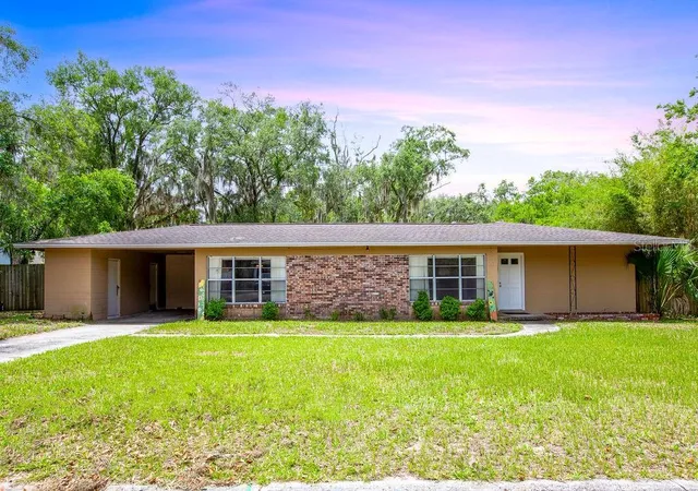 Photo 1 of Single family home for sale at 1407 Nw 21st Avenue, Gainesville, FL 32605 | MLS# GC543253 | Listing updated on 2026-09-07