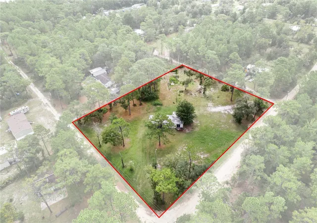 Photo 3 of Manufactured home for sale at 8230 W Sandy Ridge Ct, Crystal River, FL 34428 | MLS# OM731692 | Listing updated on 2026-09-08
