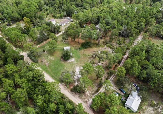 Photo 4 of Manufactured home for sale at 8230 W Sandy Ridge Ct, Crystal River, FL 34428 | MLS# OM731692 | Listing updated on 2026-09-08