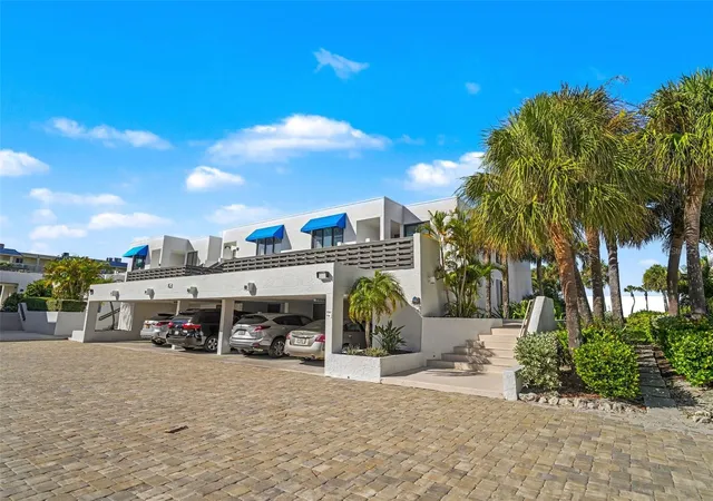 Photo 2 of Condo for sale at 732 Bayport Way, Longboat Key, FL 34228 | MLS# A4705072 | Listing updated on 2026-09-21