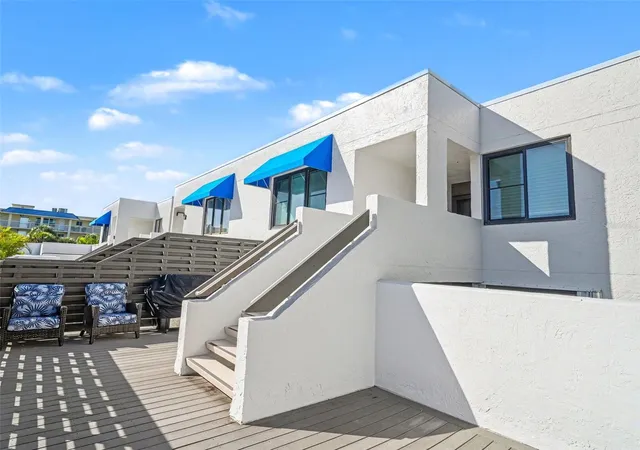 Photo 3 of Condo for sale at 732 Bayport Way, Longboat Key, FL 34228 | MLS# A4705072 | Listing updated on 2026-09-21